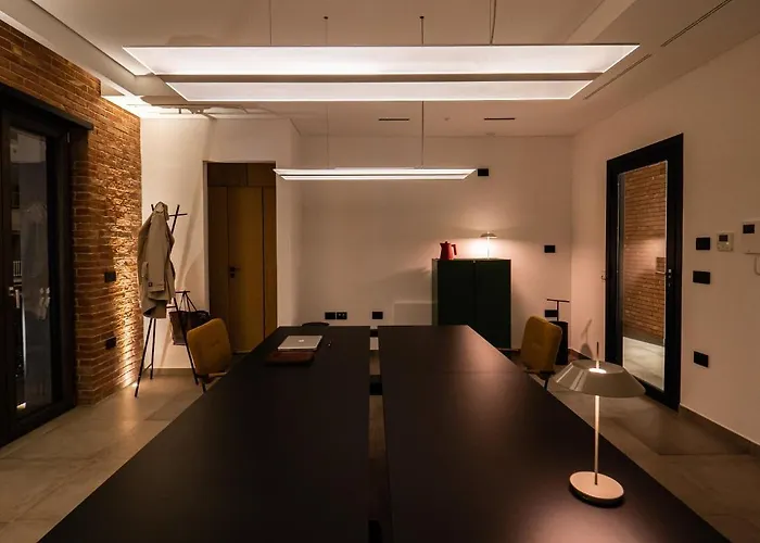 Spazio Corrado 科里利亚诺·卡拉布罗